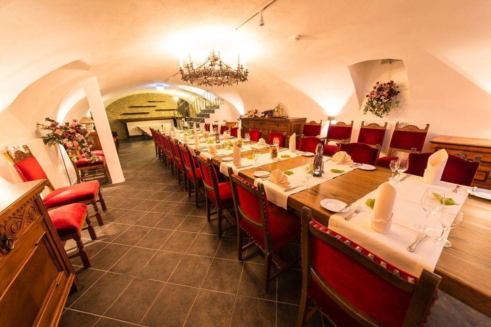 Schloss-Hotel Petry تريس كاردن المظهر الخارجي الصورة